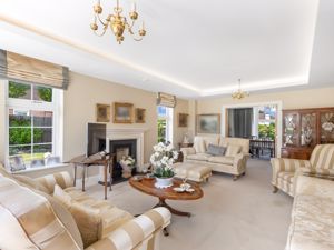 Photo 25- click for photo gallery